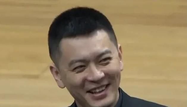 女孩和课外老师的关系